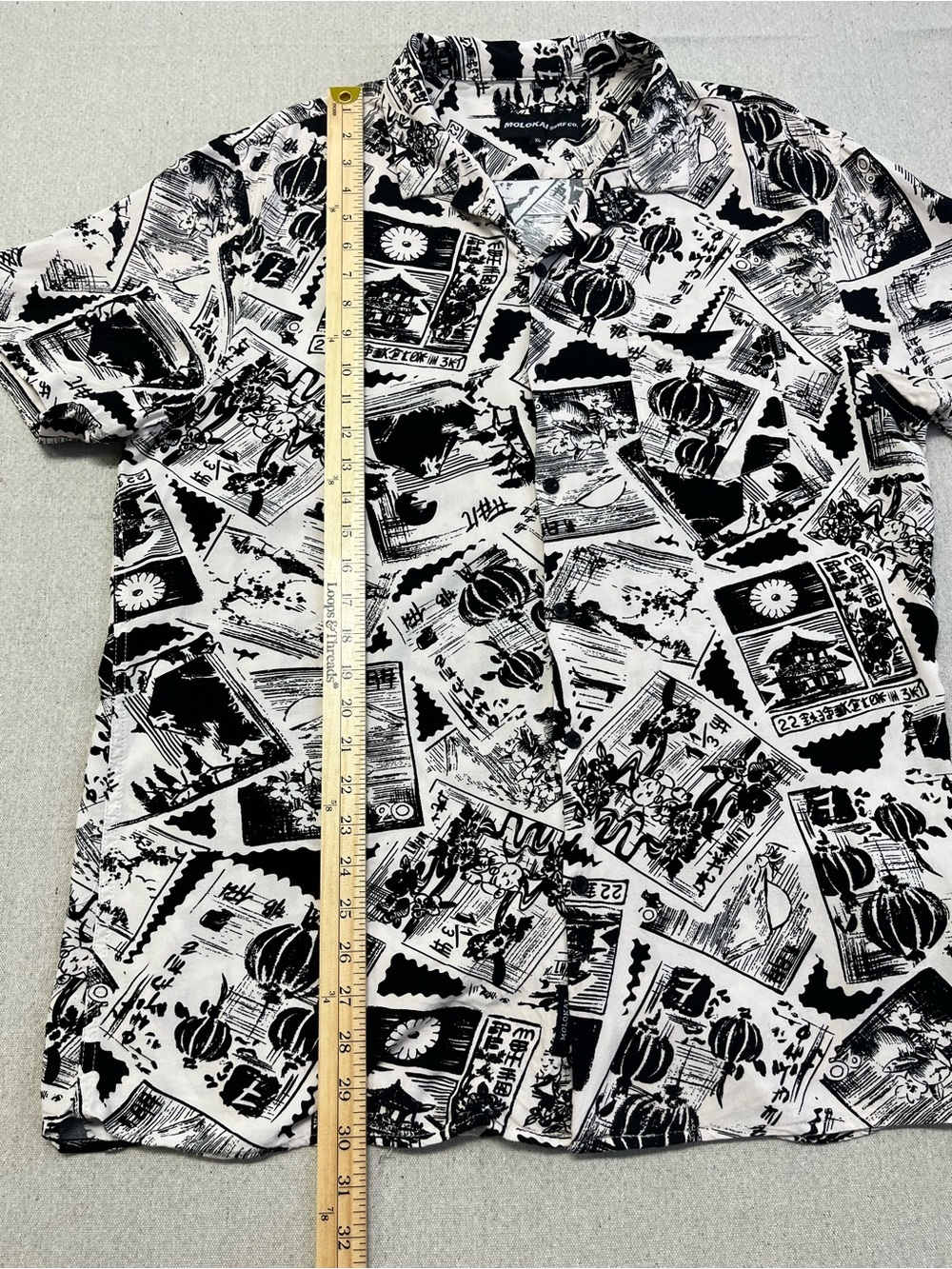 Molokai Surf Co Rayon Hawaiian Camp Shirt XL Black White Tropical Print - Picture 9 of 15